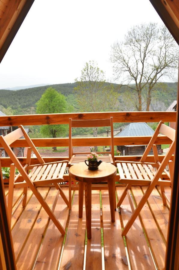 Appartement Drveni Raj Uvac à Sjenica Extérieur photo